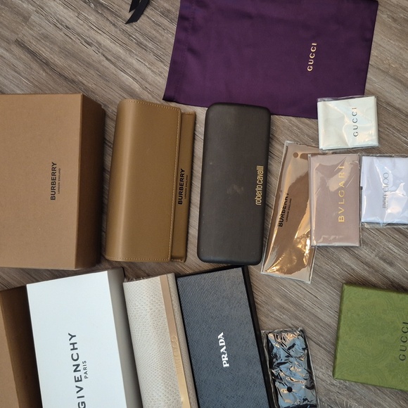 Givenchy Black Glasses Elegant Accessories - Picture 3 of 3